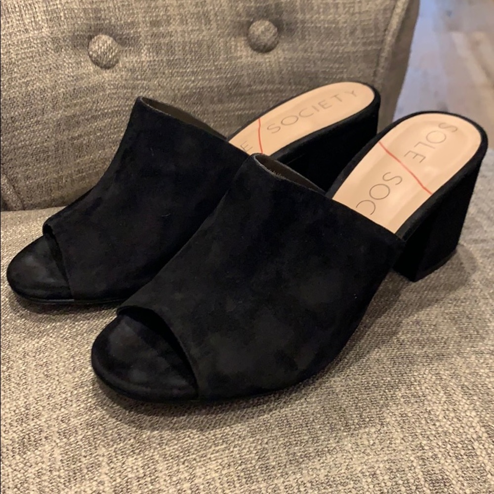 Suede wedge mules